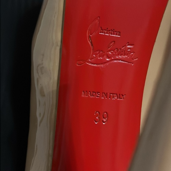 Christian Louboutin Patent Heels - Picture 7 of 9